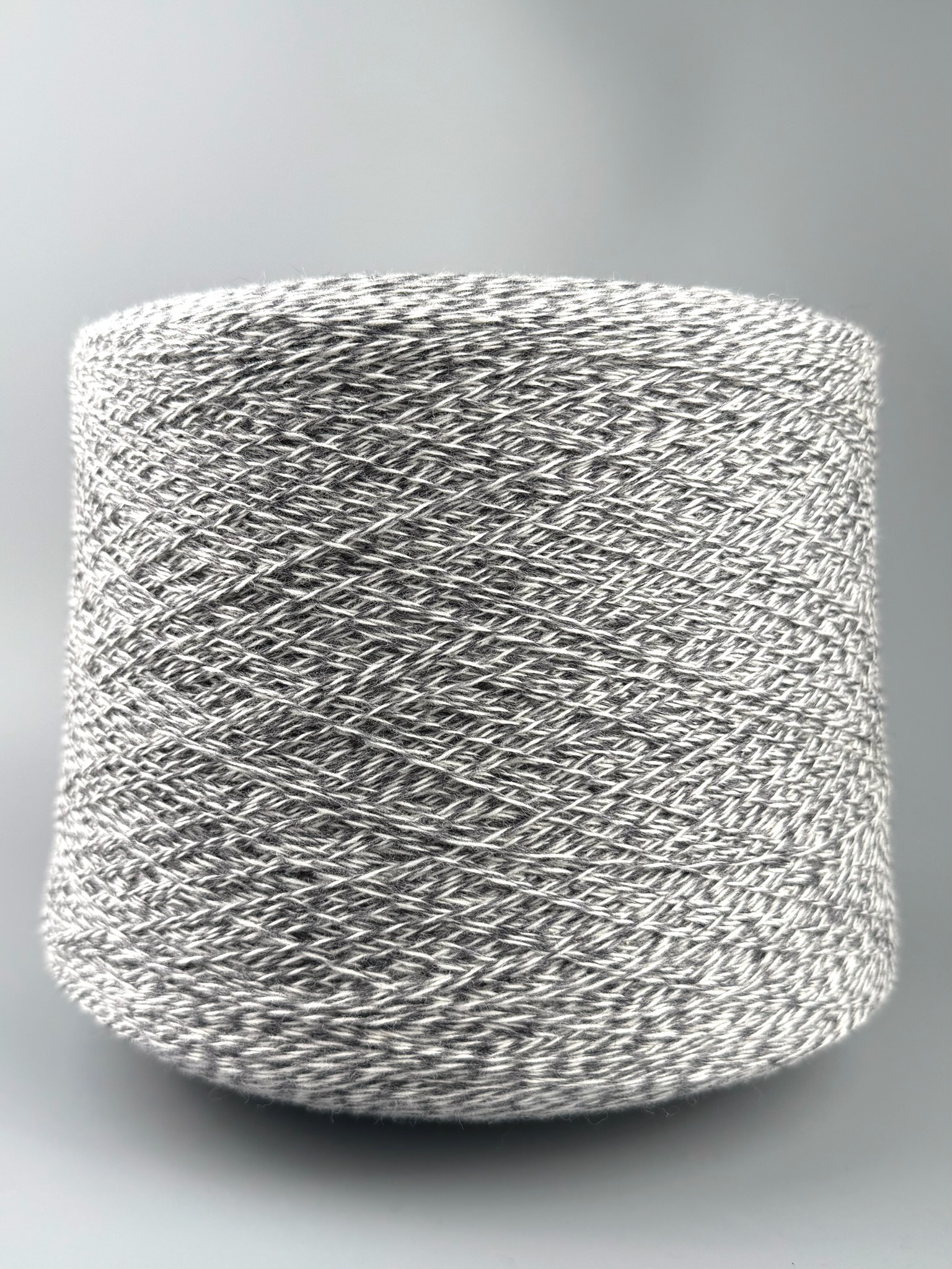 Botto Poala Art. Camargue 2/15 – Merino Supergeelong mouliné Garn col. 14344902 Grau-Weiss foto 2